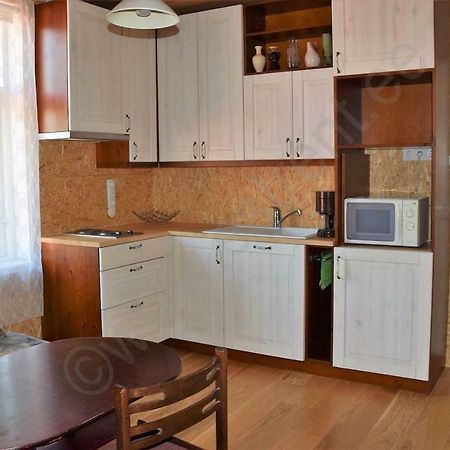 Private Apartment In The Centre Of Parnu/Pernau ภายนอก รูปภาพ
