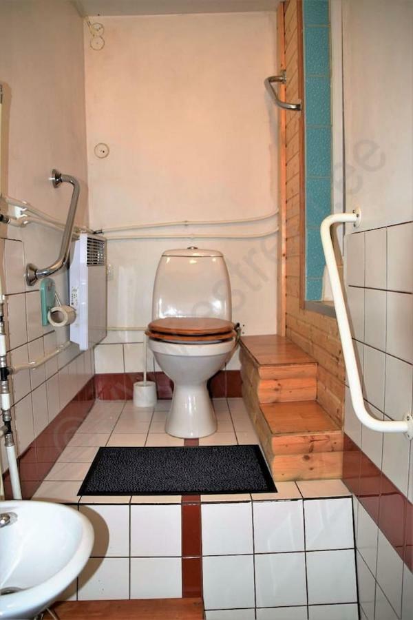 Private Apartment In The Centre Of Parnu/Pernau ภายนอก รูปภาพ